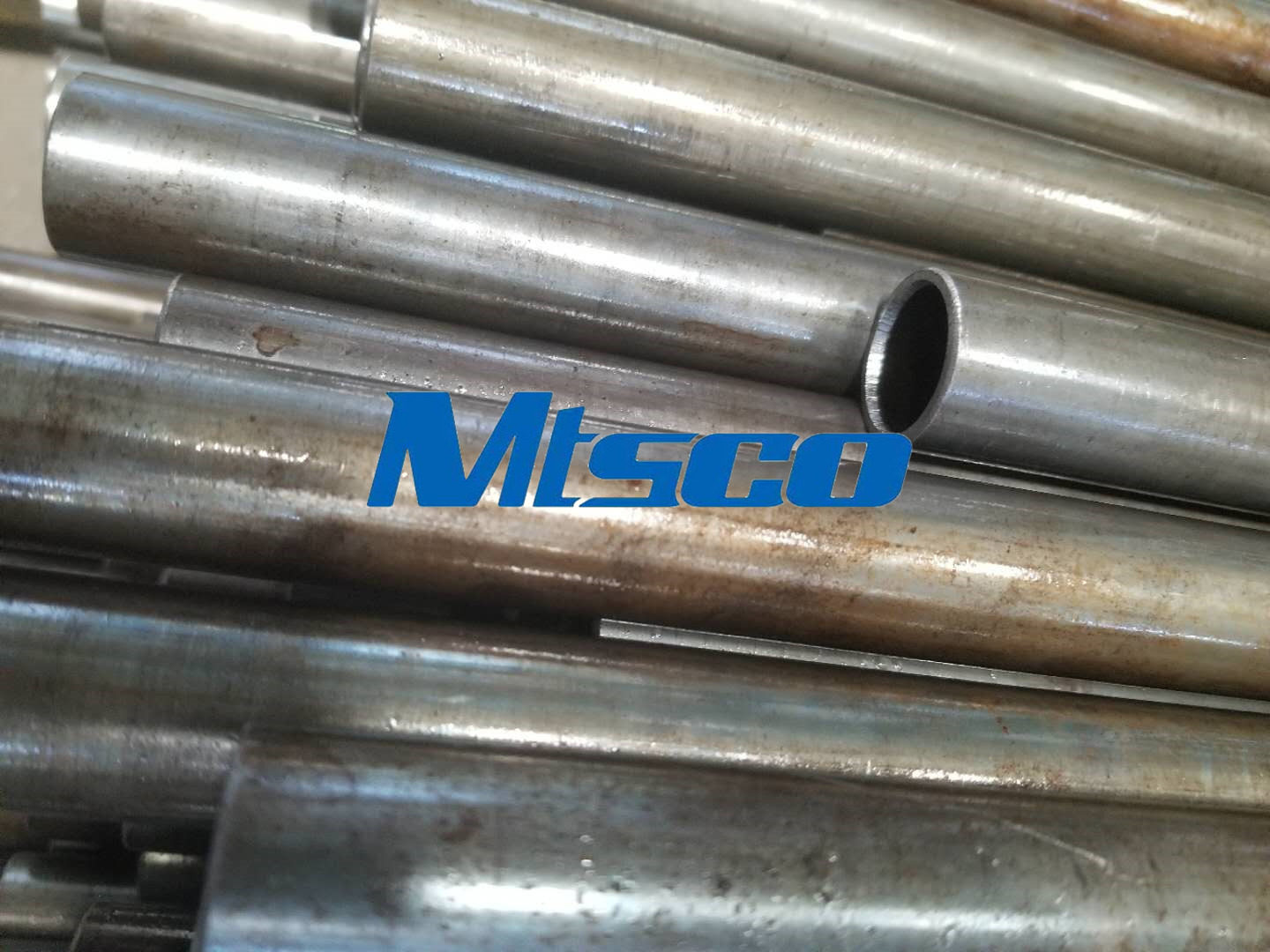 ASTM A268 스테인레스 스틸 430 튜브(산세척 및 표면 처리), 